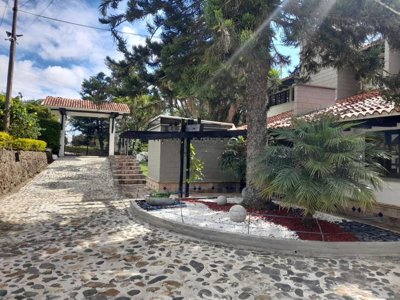 Hotel Maca Lago Calima Exterior foto