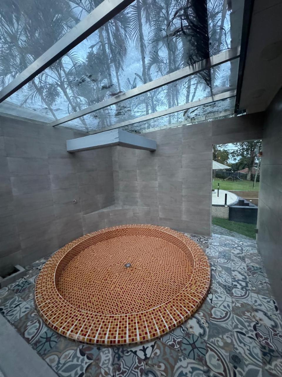 Hotel Maca Lago Calima Exterior foto